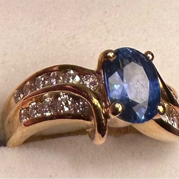 Ring 18k yellow gold 22 round diamonds and 1 oval Ceylon sapphire - Picture 2 of 12
